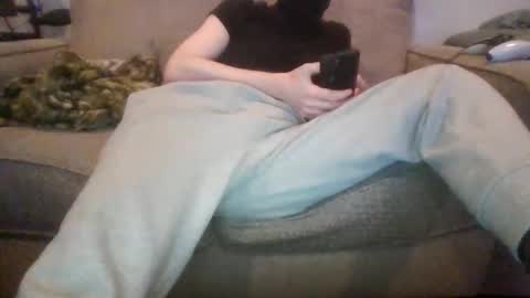 Snapshot of 029719 chatting on November 2025 12:10:01 AM Cute boi online show from November 2025 12:10:01 AM