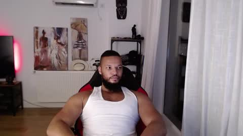 Snapshot of 0_kingsley chatting on October 2025 12:11:01 PM Kingsley online show from October 2025 12:11:01 PM