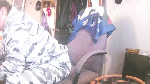 Drew Andy and Angel online show from November 2025 12:47:01 AM