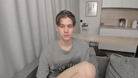 Adam online show from October 2025 04:28:01 PM