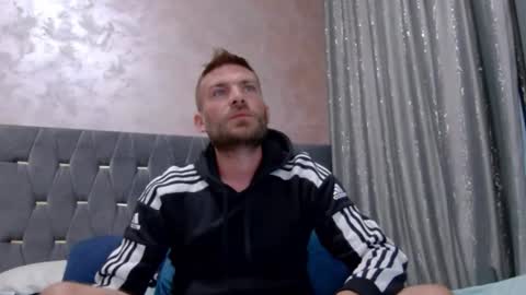 Snapshot of 10in_deluxe chatting on October 2025 08:11:01 AM 10in_deluxe online show from October 2025 08:11:01 AM