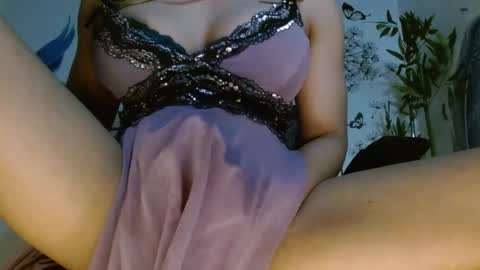 Jennifer Atkinson online show from January 2025 04:23:01 AM