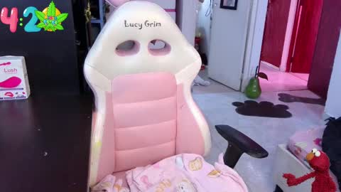 111lucygrim111 online show from January 2025 06:38:02 PM