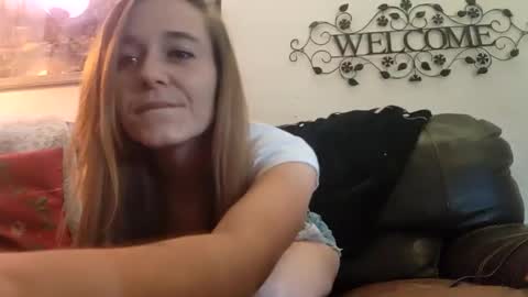 Littlebit96 online show from September 2025 03:24:02 PM