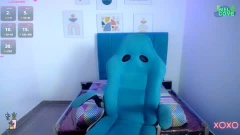 Snapshot of 18_alina chatting on December 2024 03:14:02 AM Alina online show from December 2024 03:14:02 AM