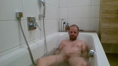 Snapshot of 19berni91 chatting on November 2025 06:08:02 PM berni online show from November 2025 06:08:02 PM