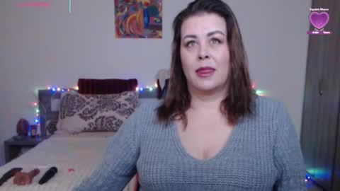 Snapshot of 1felicity1 chatting on November 2025 06:00:02 AM Felicity online show from November 2025 06:00:02 AM