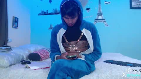 1hannafordxxx online show from December 2024 02:13:02 AM