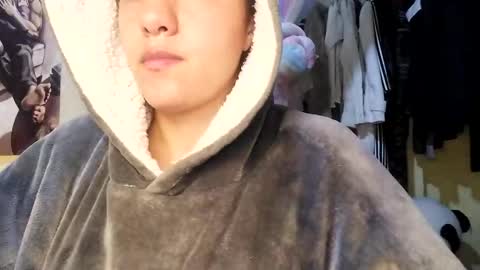 1kandylove online show from October 2025 01:06:02 AM