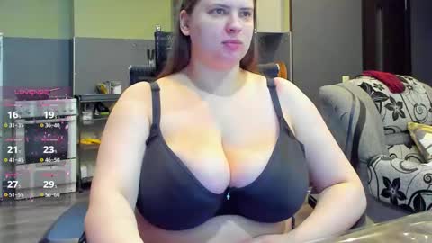 1LINDSEY1 online show from October 2025 01:04:02 AM