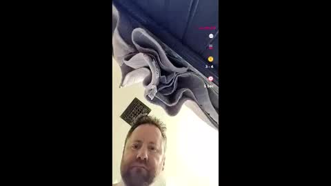 Snapshot of 1machine1guy chatting on October 2025 01:22:01 PM Clay online show from October 2025 01:22:01 PM