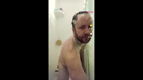 Snapshot of 1machine1guy chatting on October 2025 11:33:02 AM Clay online show from October 2025 11:33:02 AM