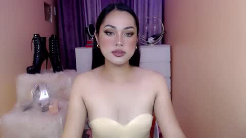 Snapshot of 1miracle_tranny chatting on November 2025 12:21:01 AM 1miracle_tranny online show from November 2025 12:21:01 AM