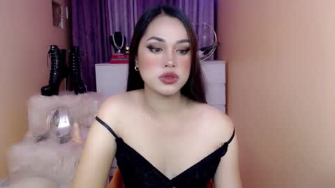 Snapshot of 1miracle_tranny chatting on November 2025 01:27:01 AM 1miracle_tranny online show from November 2025 01:27:01 AM