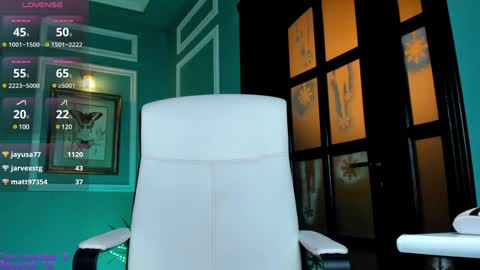 Moona  online show from December 2024 03:55:02 PM