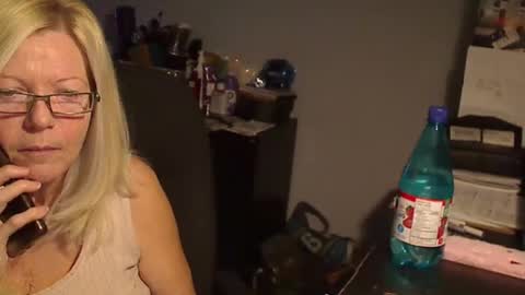 Snapshot of 1xtrahornyone chatting on January 2025 11:54:01 PM Susan online show from January 2025 11:54:01 PM