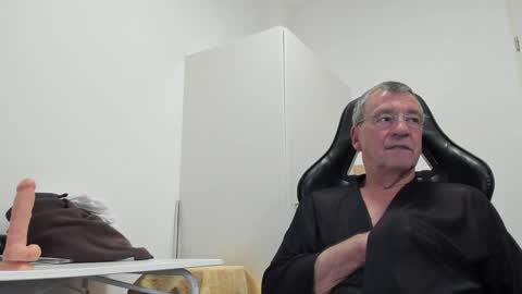 Henk online show from December 2024 04:10:02 PM