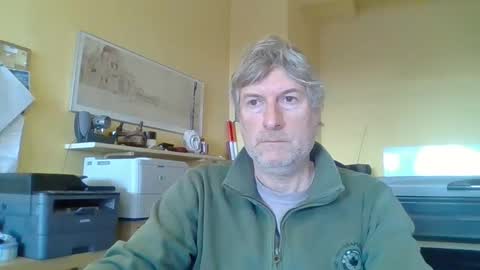 Snapshot of 22esserre chatting on October 2025 08:00:02 AM 22esserre online show from October 2025 08:00:02 AM