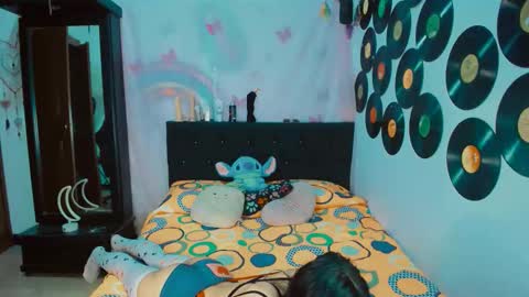 Snapshot of 2girls__dream chatting on November 2025 07:07:01 AM samantha sharon online show from November 2025 07:07:01 AM