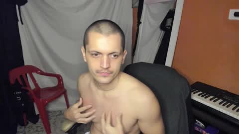 Snapshot of 37sins chatting on October 2025 12:43:01 AM Alex THE BIG SNAKE DUDE online show from October 2025 12:43:01 AM