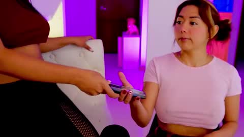 Snapshot of 3kam_amazonian chatting on January 2025 09:27:01 AM independent model online show from January 2025 09:27:01 AM