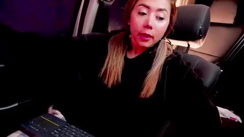 Snapshot of 3kam_amazonian chatting on October 2025 11:21:02 AM independent model online show from October 2025 11:21:02 AM