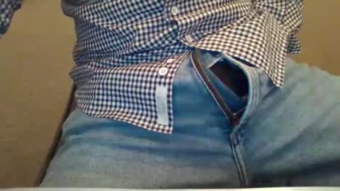 Snapshot of 4glz chatting on October 2025 09:41:02 AM 4glz online show from October 2025 09:41:02 AM