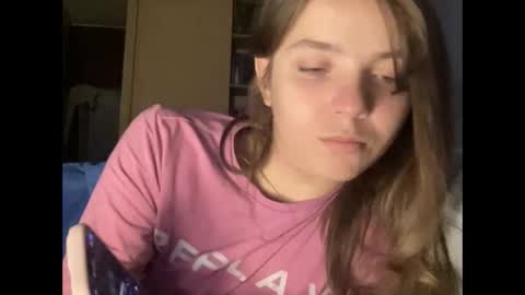 Snapshot of 75sowet018 chatting on September 2025 08:07:01 AM 75sowet018 online show from September 2025 08:07:01 AM