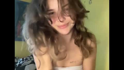 Snapshot of 75sowet018 chatting on November 2025 11:22:02 AM 75sowet018 online show from November 2025 11:22:02 AM