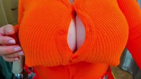 Brendi online show from October 2025 08:23:02 AM