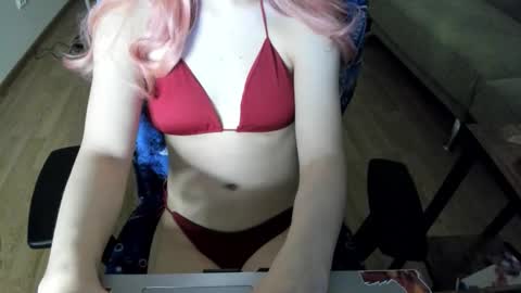 Snapshot of 884748384 chatting on November 2025 01:55:01 PM Vika online show from November 2025 01:55:01 PM