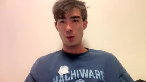 Snapshot of 9thislandd chatting on November 2025 05:13:01 PM 9thislandd online show from November 2025 05:13:01 PM