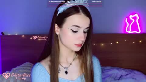 Alice   online show from December 2024 08:45:02 AM