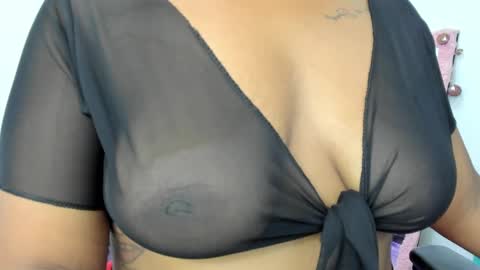 Snapshot of _1noah chatting on September 2025 10:22:02 PM Noah online show from September 2025 10:22:02 PM