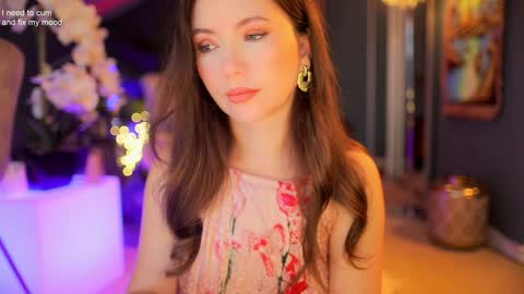 Sophia  online show from October 2025 04:13:02 AM