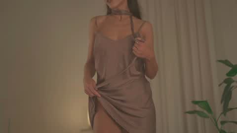 Snapshot of _2strangers chatting on October 2025 12:14:01 AM Olivia dark hair Zoe light hair online show from October 2025 12:14:01 AM