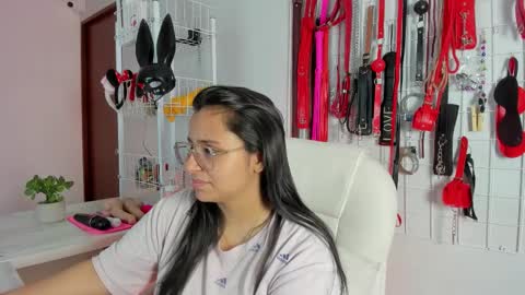 Snapshot of _adahara_queen_ chatting on November 2025 04:11:01 AM Adahara online show from November 2025 04:11:01 AM