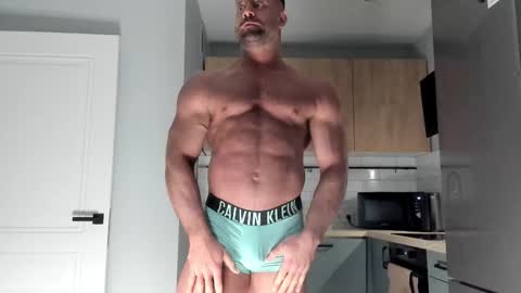 Adam online show from September 2025 10:26:02 PM