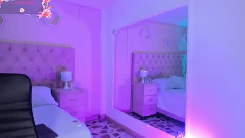 Snapshot of _agathaargent chatting on October 2025 10:16:02 AM Agatha online show from October 2025 10:16:02 AM