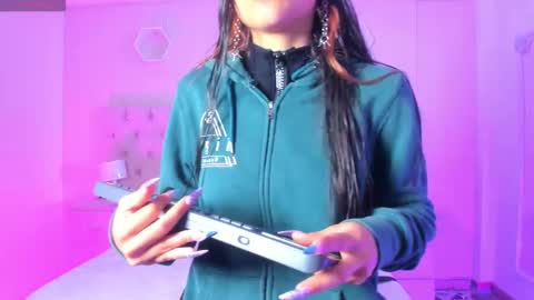 Snapshot of _agathaargent chatting on November 2025 04:14:02 AM Agatha online show from November 2025 04:14:02 AM