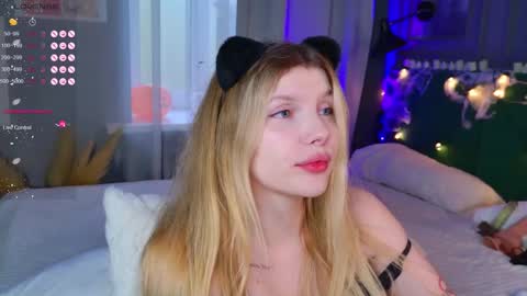 Snapshot of _aleksa chatting on October 2025 07:20:01 AM Alexa online show from October 2025 07:20:01 AM