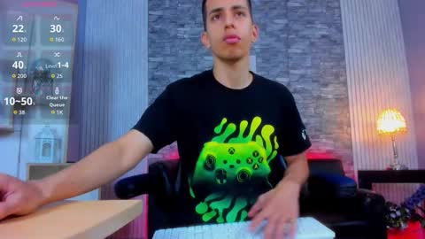 Alexander online show from October 2025 11:54:02 AM