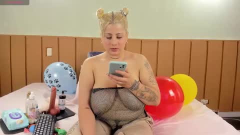 _ally_blonde online show from September 2025 08:20:01 PM