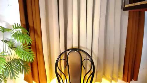 Snapshot of _amyspanks18_ chatting on October 2025 04:51:01 PM Amy online show from October 2025 04:51:01 PM