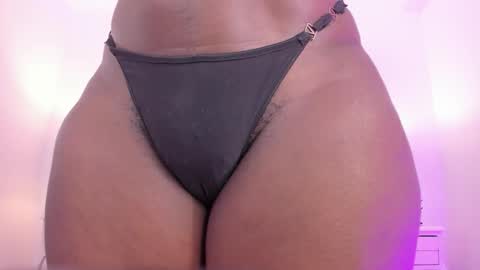 Snapshot of _analyy_ chatting on October 2025 09:04:01 AM Analy online show from October 2025 09:04:01 AM