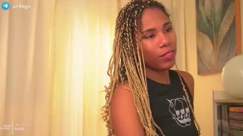 Angie -  online show from November 2025 11:48:01 PM