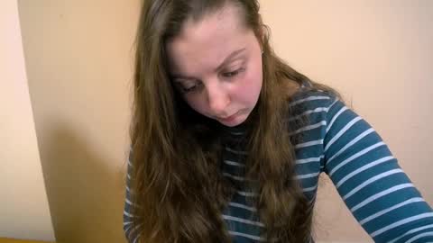 Snapshot of _annabelle_lee chatting on January 2025 10:27:01 AM Anna online show from January 2025 10:27:01 AM