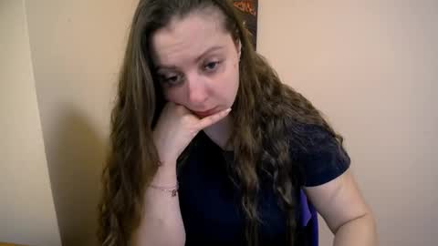 Snapshot of _annabelle_lee chatting on February 2025 07:07:02 AM Anna online show from February 2025 07:07:02 AM
