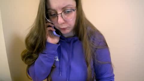 Snapshot of _annabelle_lee chatting on February 2025 08:01:01 AM Anna online show from February 2025 08:01:01 AM