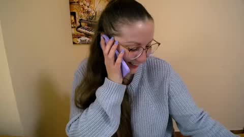 Snapshot of _annabelle_lee chatting on February 2025 02:09:02 PM Anna online show from February 2025 02:09:02 PM